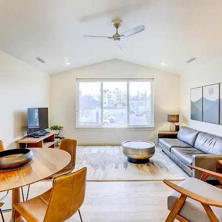 Beautiful Townhome - Steps To Downtown Boise!